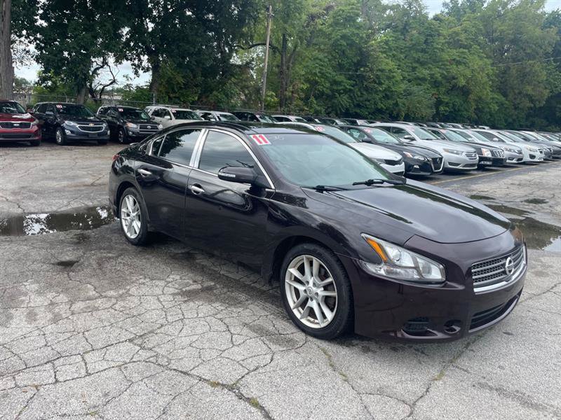 Used 2011 Nissan Maxima 3.5 SV w/ Premium Pkg FWD image 3