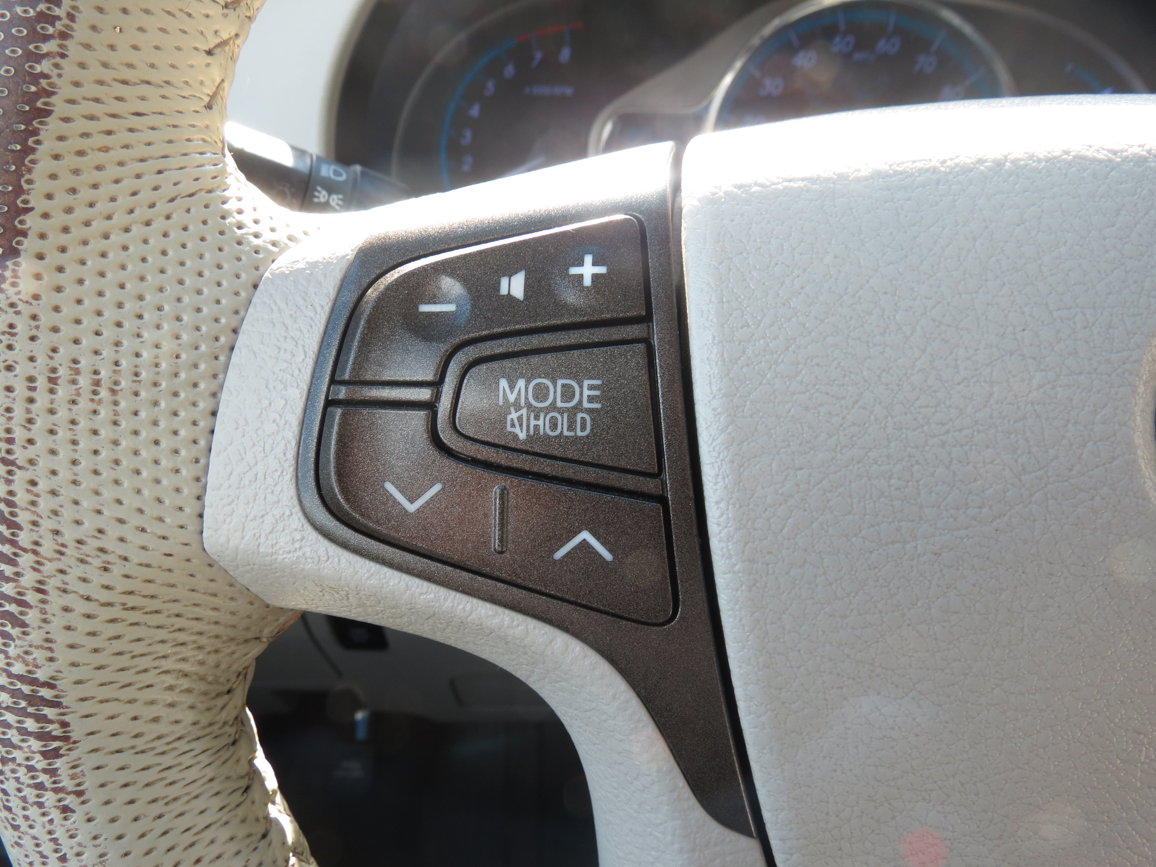Used 2011 Toyota Sienna XLE FWD image 13