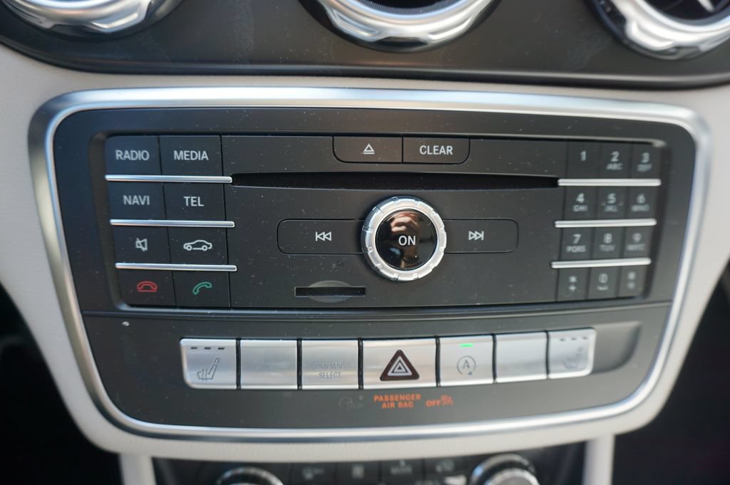 Used 2018 Mercedes-Benz GLA 250 image 11