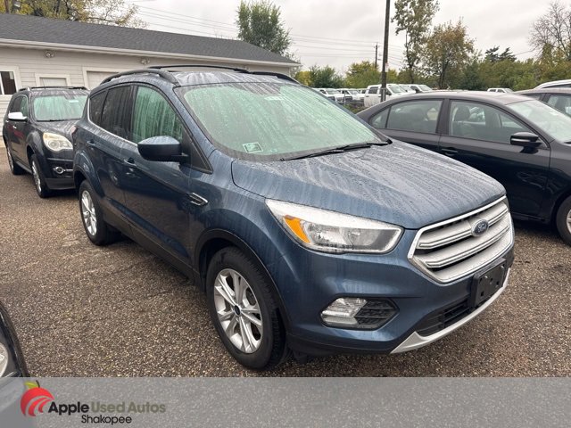 Used 2018 Ford Escape SE w/ SE Sync 3 Package image 2