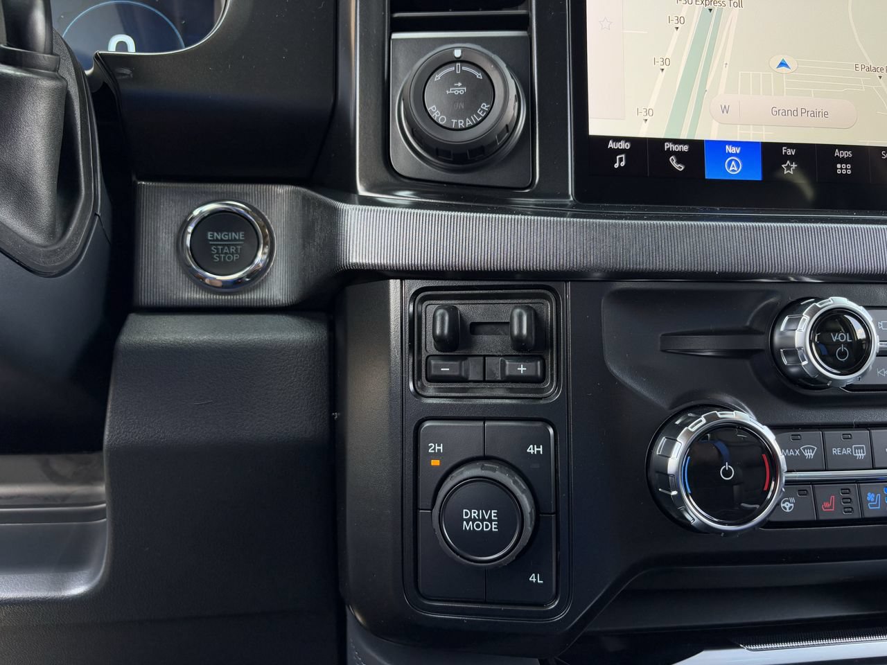 New 2026 Ford F450 Platinum w/ FX4 Off-Road Package AWD/4WD image 19
