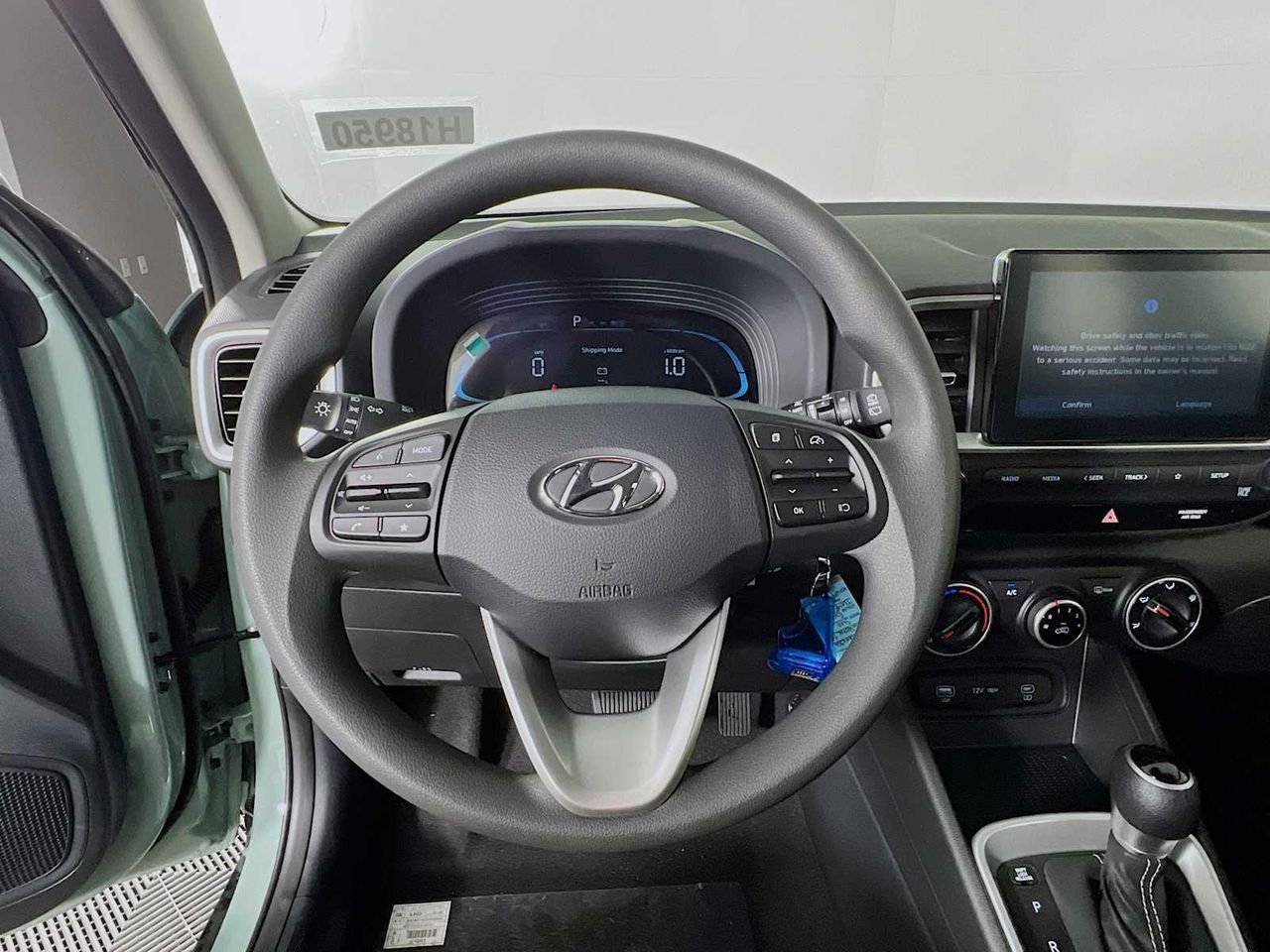 New 2026 Hyundai Venue SE FWD image 8