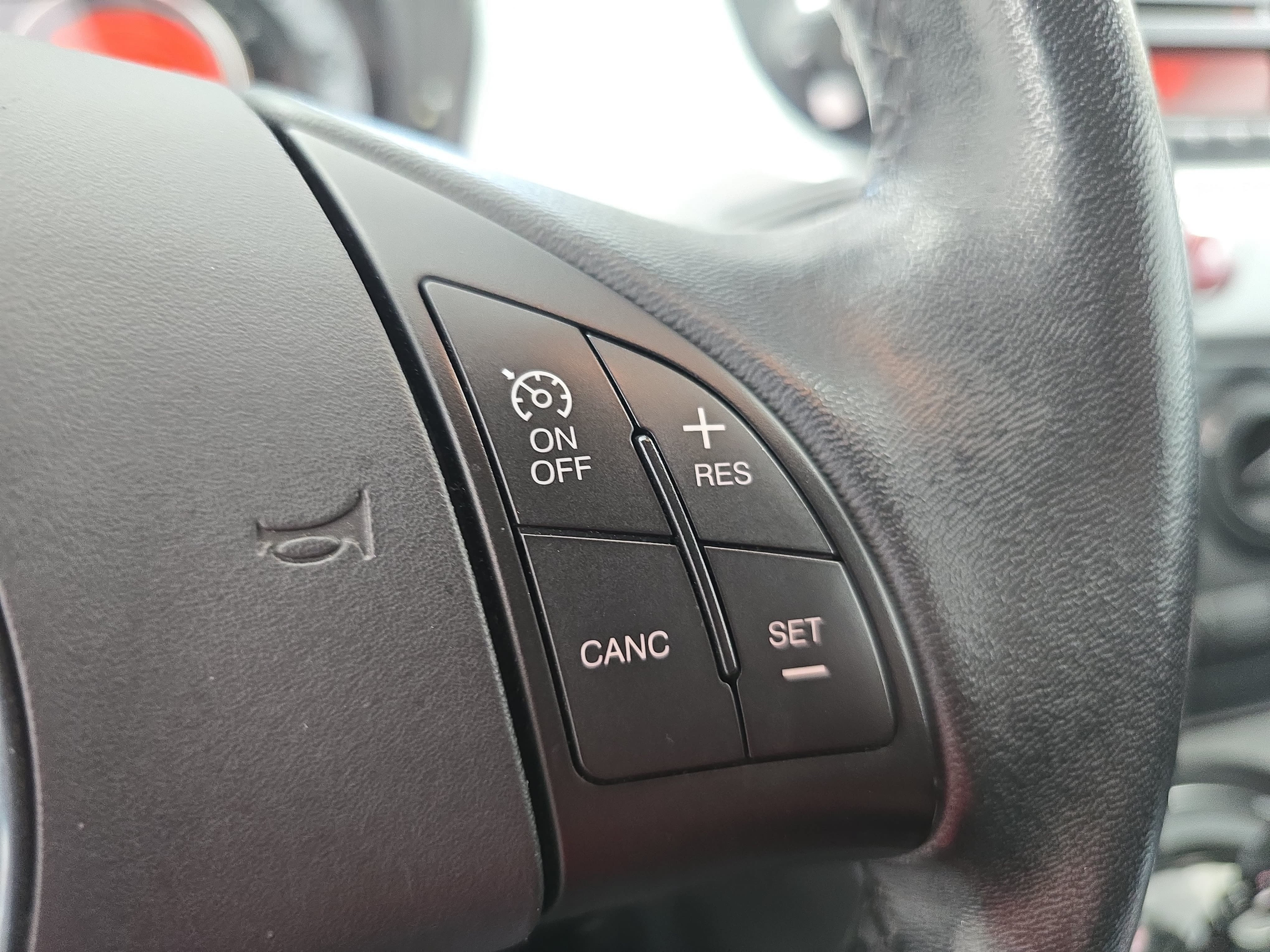 Used 2012 FIAT 500 Pop FWD image 17