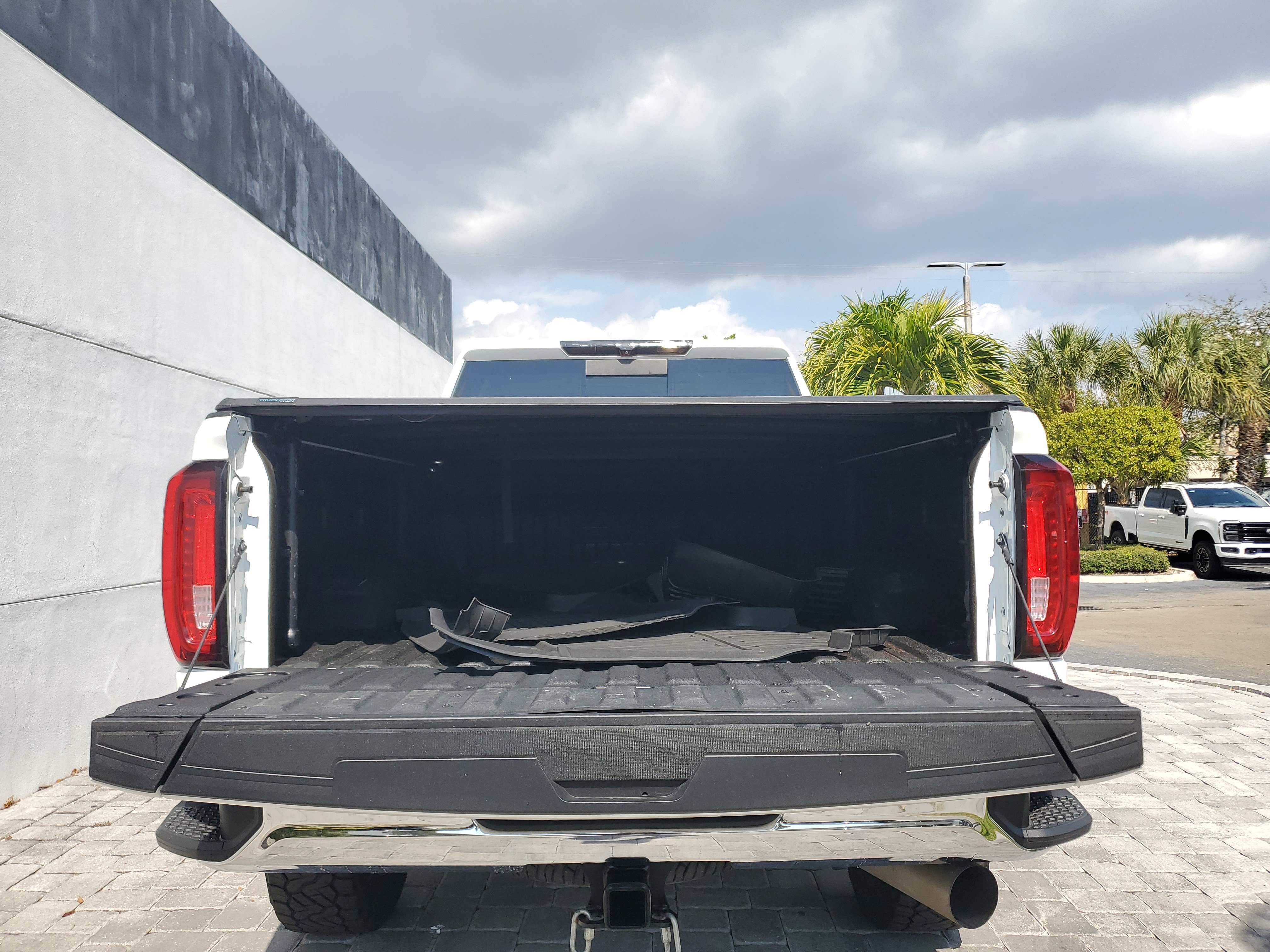 Used 2021 GMC Sierra 2500 SLT image 8