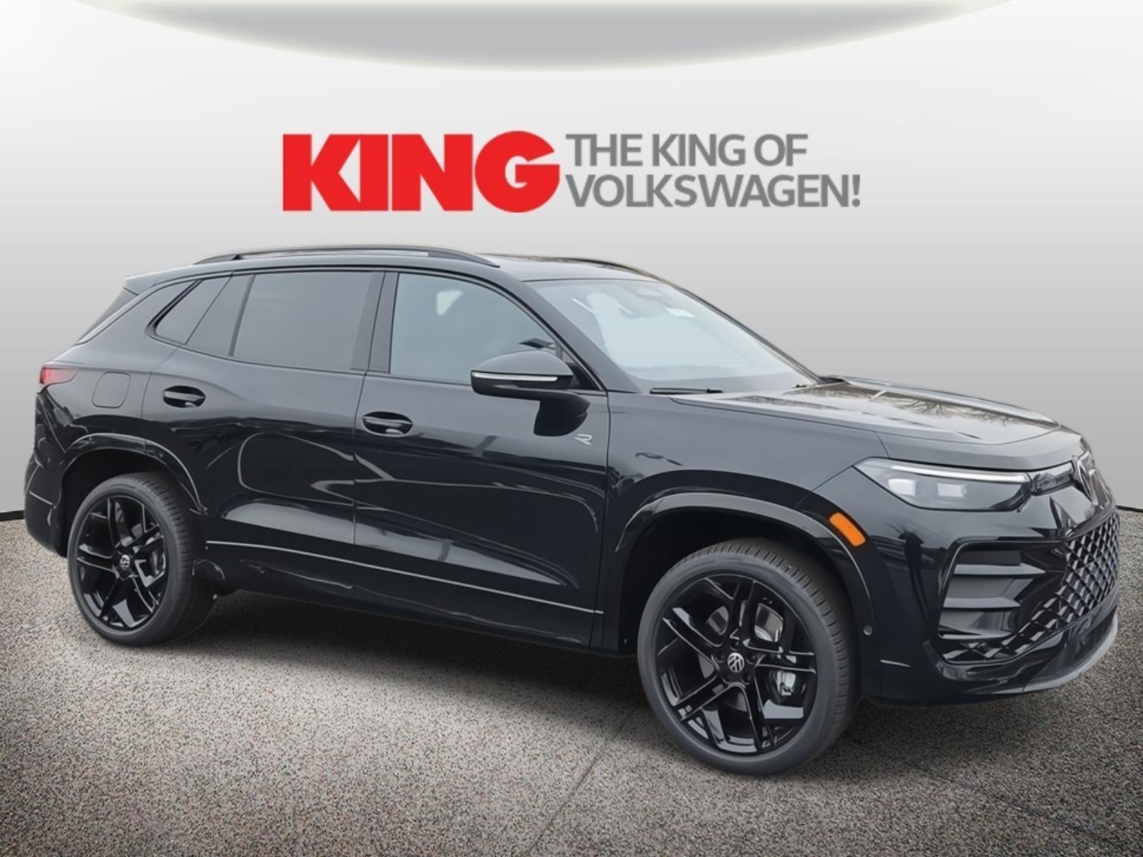 New 2026 Volkswagen Tiguan SE R-Line image 1