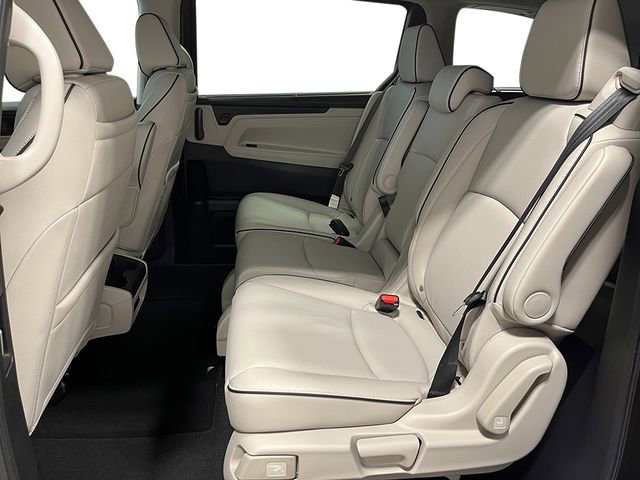 New 2026 Honda Odyssey Touring image 23