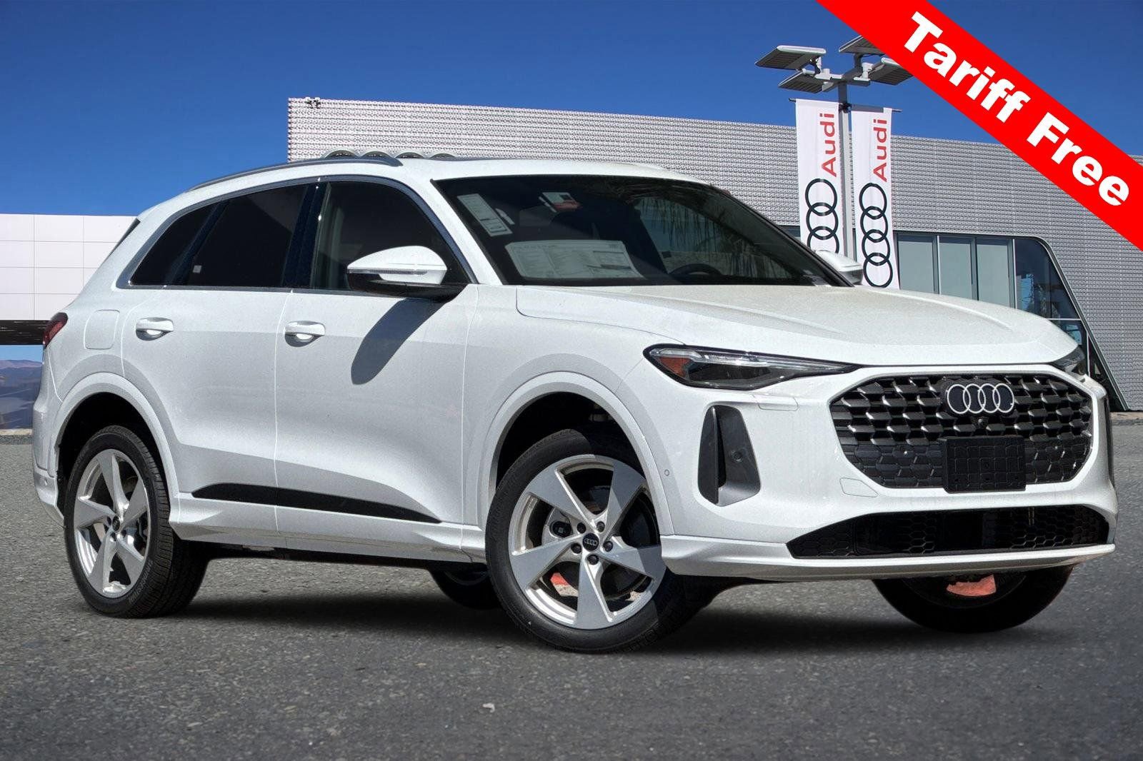 New 2025 Audi Q5 2.0T Premium Plus