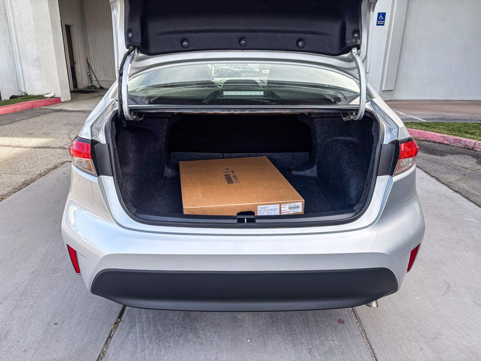 Certified 2025 Toyota Corolla LE FWD image 13