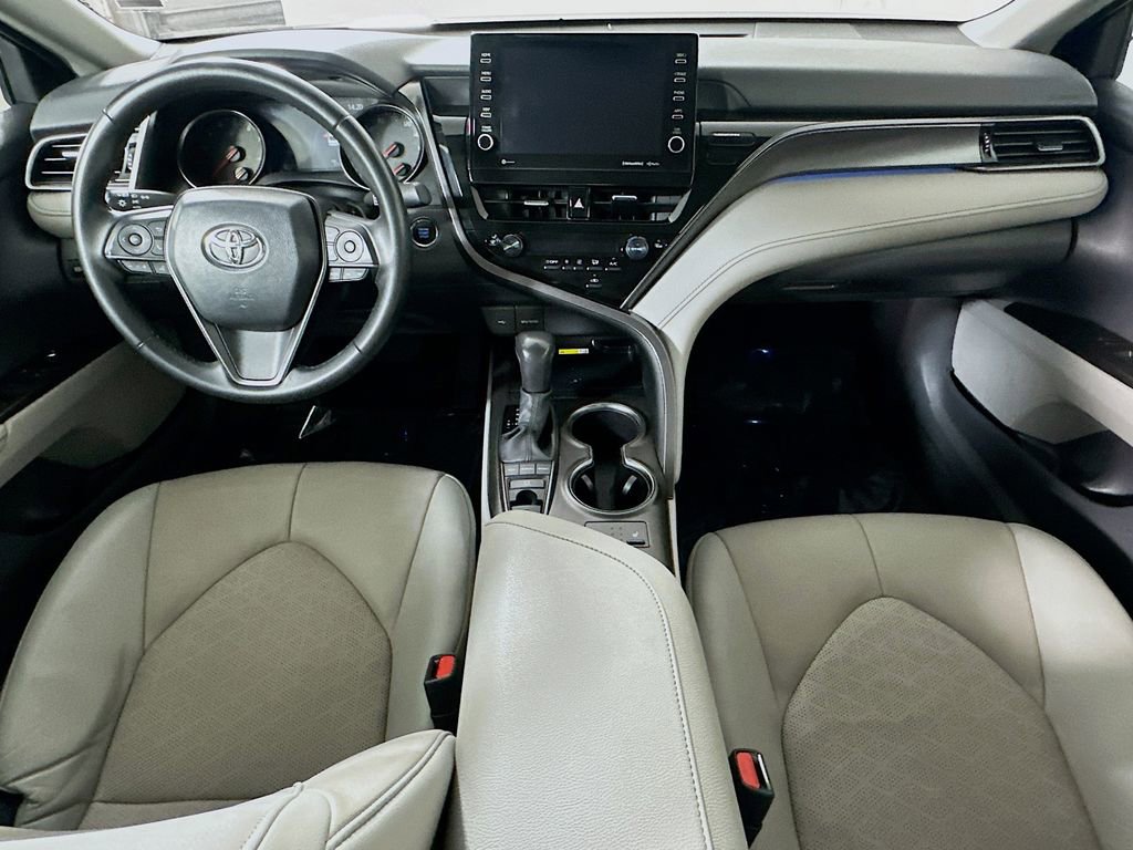 Used 2024 Toyota Camry XSE FWD image 16