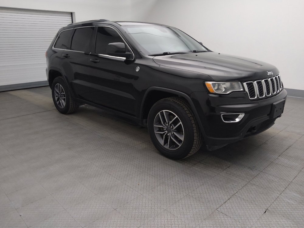 Used 2020 Jeep Grand Cherokee Laredo w/ Quick Order Package 2BN North image 11