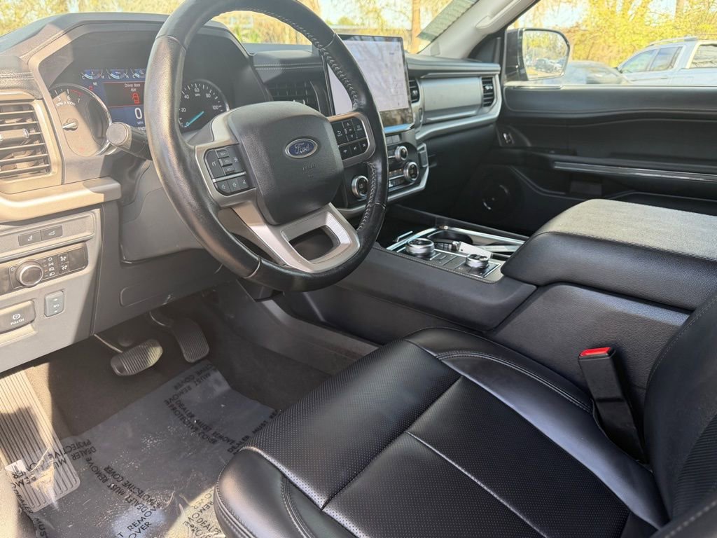 Used 2024 Ford Expedition Max XLT AWD/4WD image 22