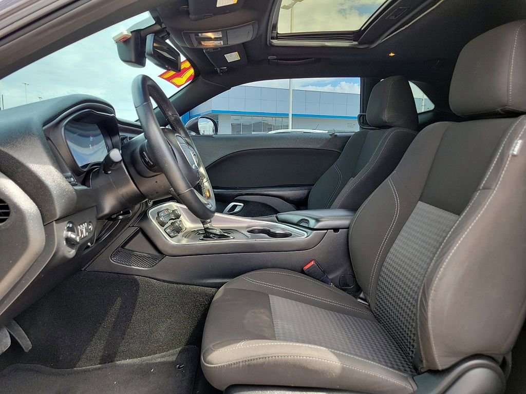 Used 2021 Dodge Challenger SXT w/ Blacktop Package image 19