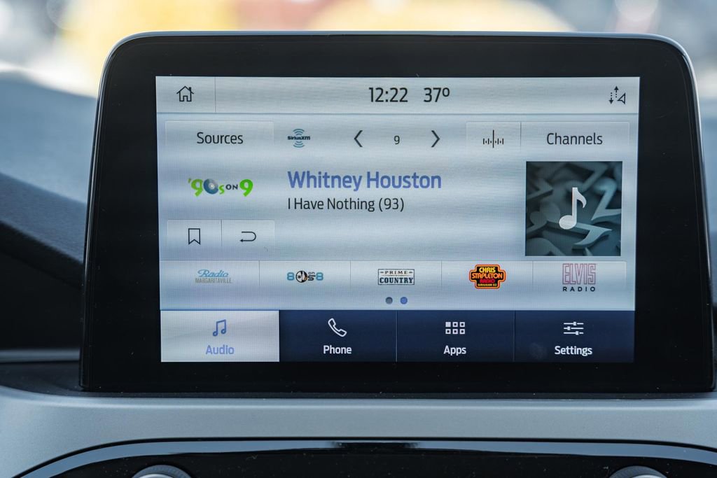 Used 2021 Ford Escape SE image 19