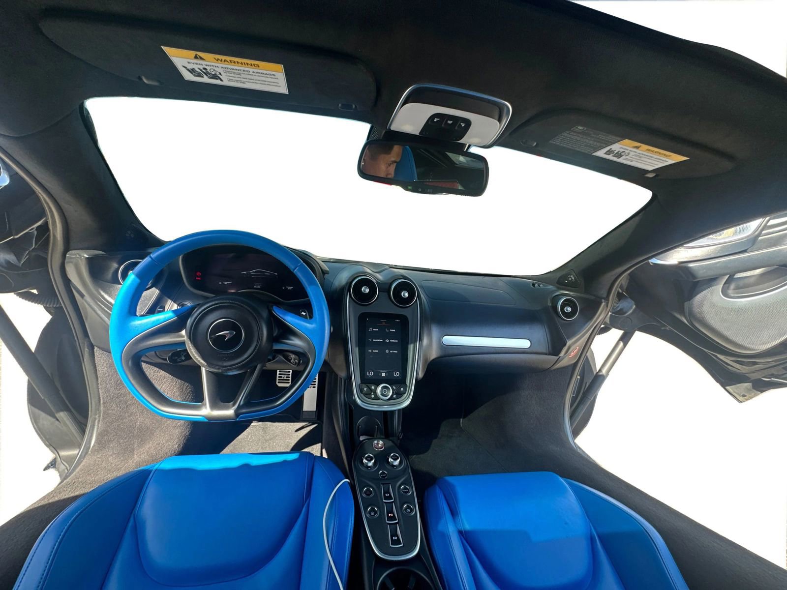Used 2023 McLaren GT RWD image 13