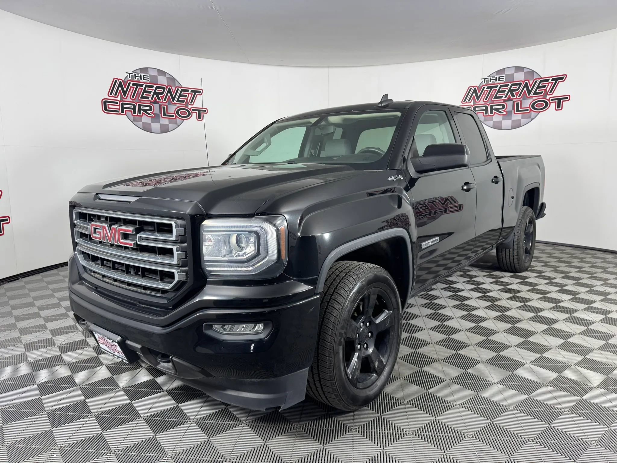 Used 2019 GMC Sierra 1500 Limited w/ Elevation Edition AWD/4WD image 3