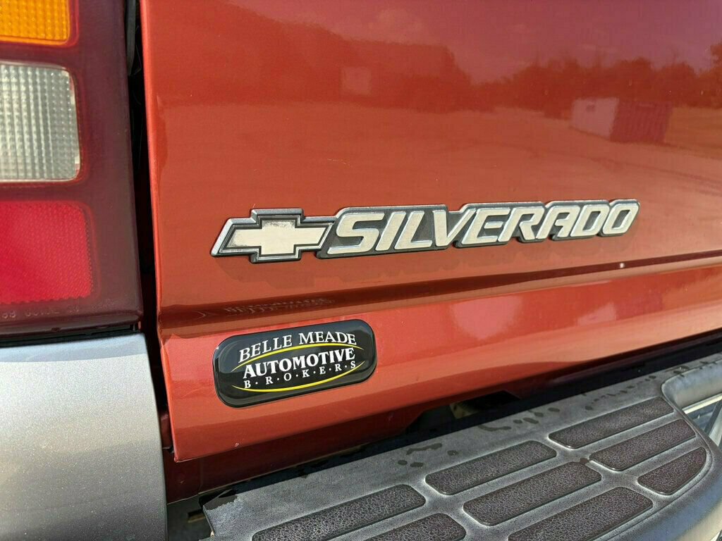 Used 2001 Chevrolet Silverado 1500 LS w/ Firm Ride Suspension Pkg RWD image 34