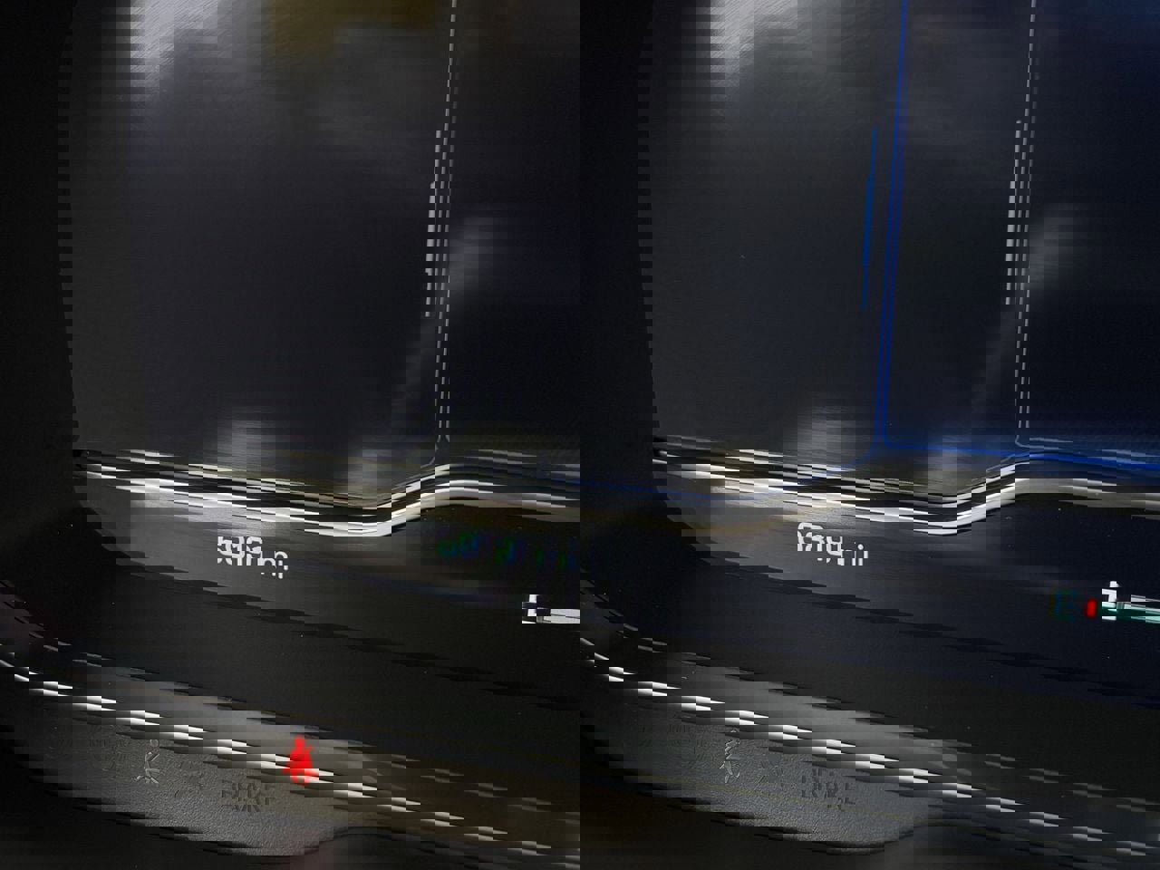 Used 2024 Chevrolet Suburban RST image 15