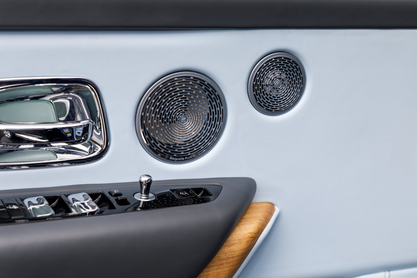 Certified 2019 Rolls-Royce Cullinan AWD/4WD image 19