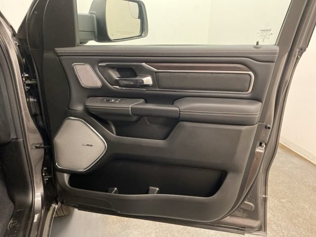 New 2026 RAM 1500 Laramie AWD/4WD image 23