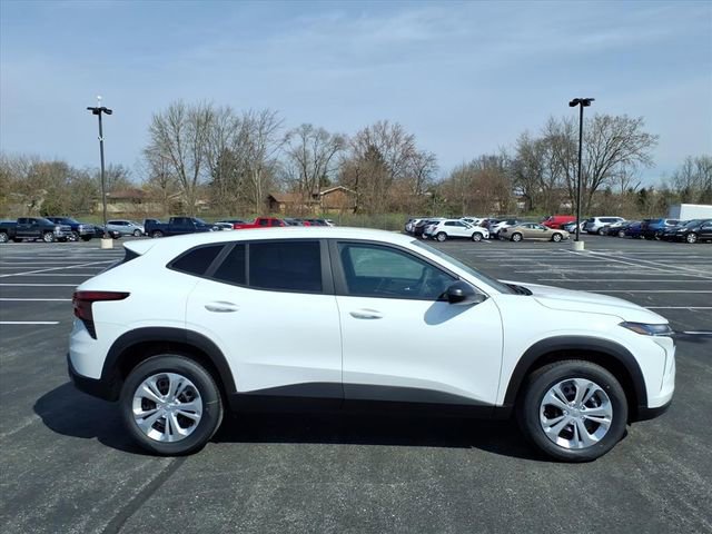 New 2026 Chevrolet Trax LS FWD image 2