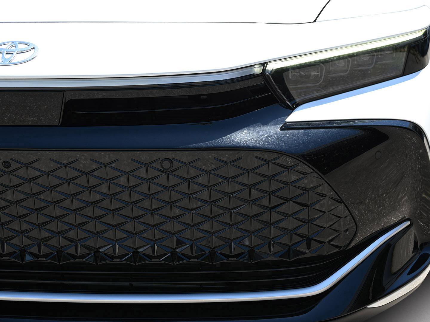 Used 2025 Toyota Crown Platinum image 10