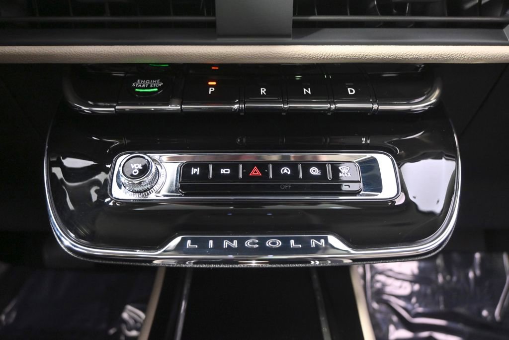 New 2026 Lincoln Corsair Premiere image 31