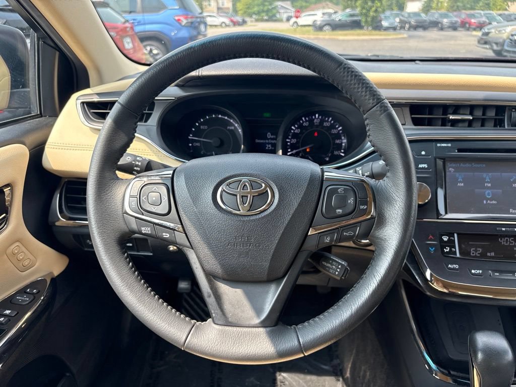 Used 2018 Toyota Avalon XLE Premium w/ Protection Package FWD image 11