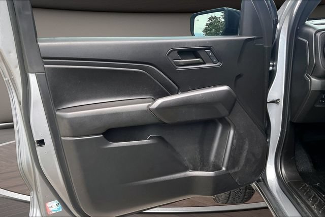 Used 2023 Chevrolet Colorado Trail Boss w/ Technology Package AWD/4WD image 22