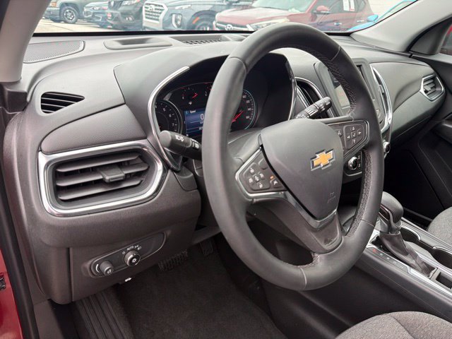Used 2024 Chevrolet Equinox LT FWD image 13