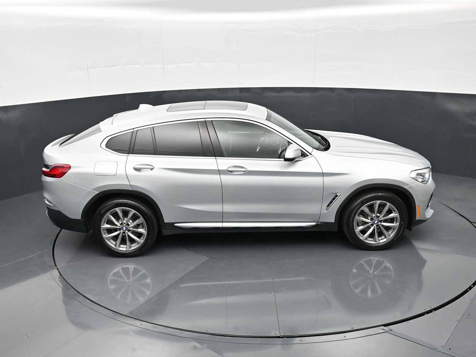 Used 2019 BMW X4 xDrive30i w/ Convenience Package AWD/4WD image 34