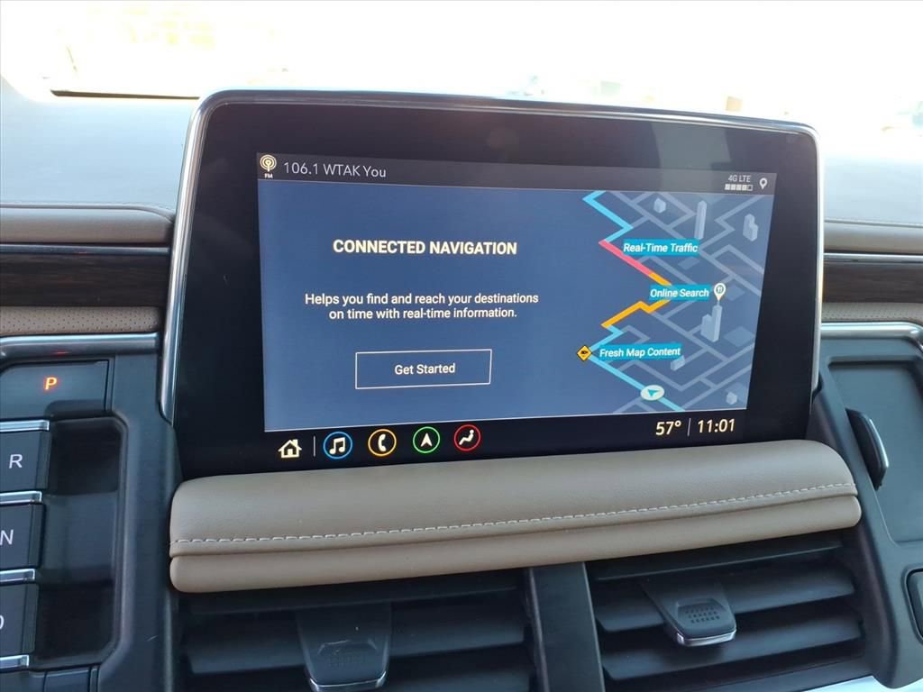 Used 2021 Chevrolet Suburban Premier w/ Premium Package image 27