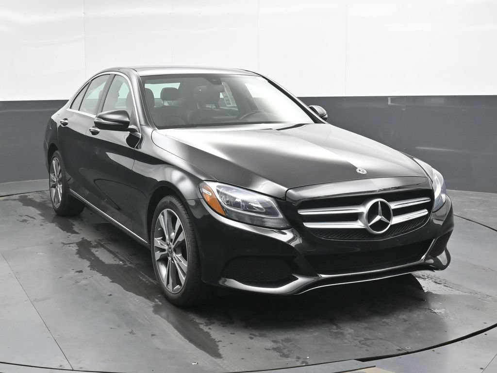 Used 2018 Mercedes-Benz C 300 4MATIC Sedan image 4
