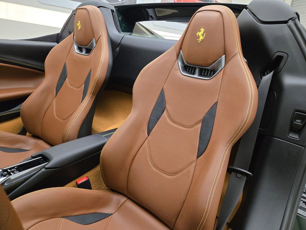 Used 2024 Ferrari 296 GTS RWD image 30