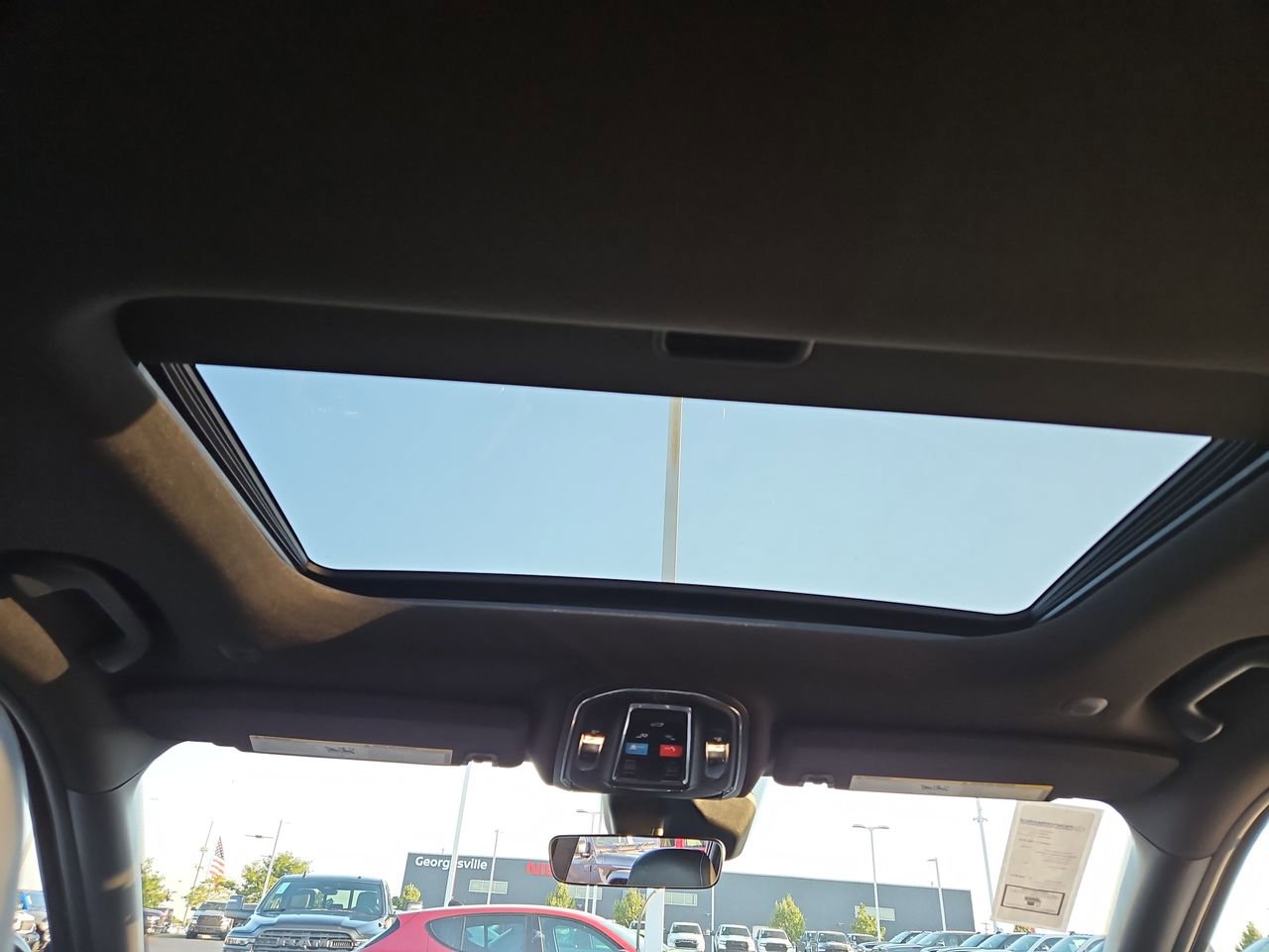 New 2025 Jeep Grand Cherokee L Altitude image 18