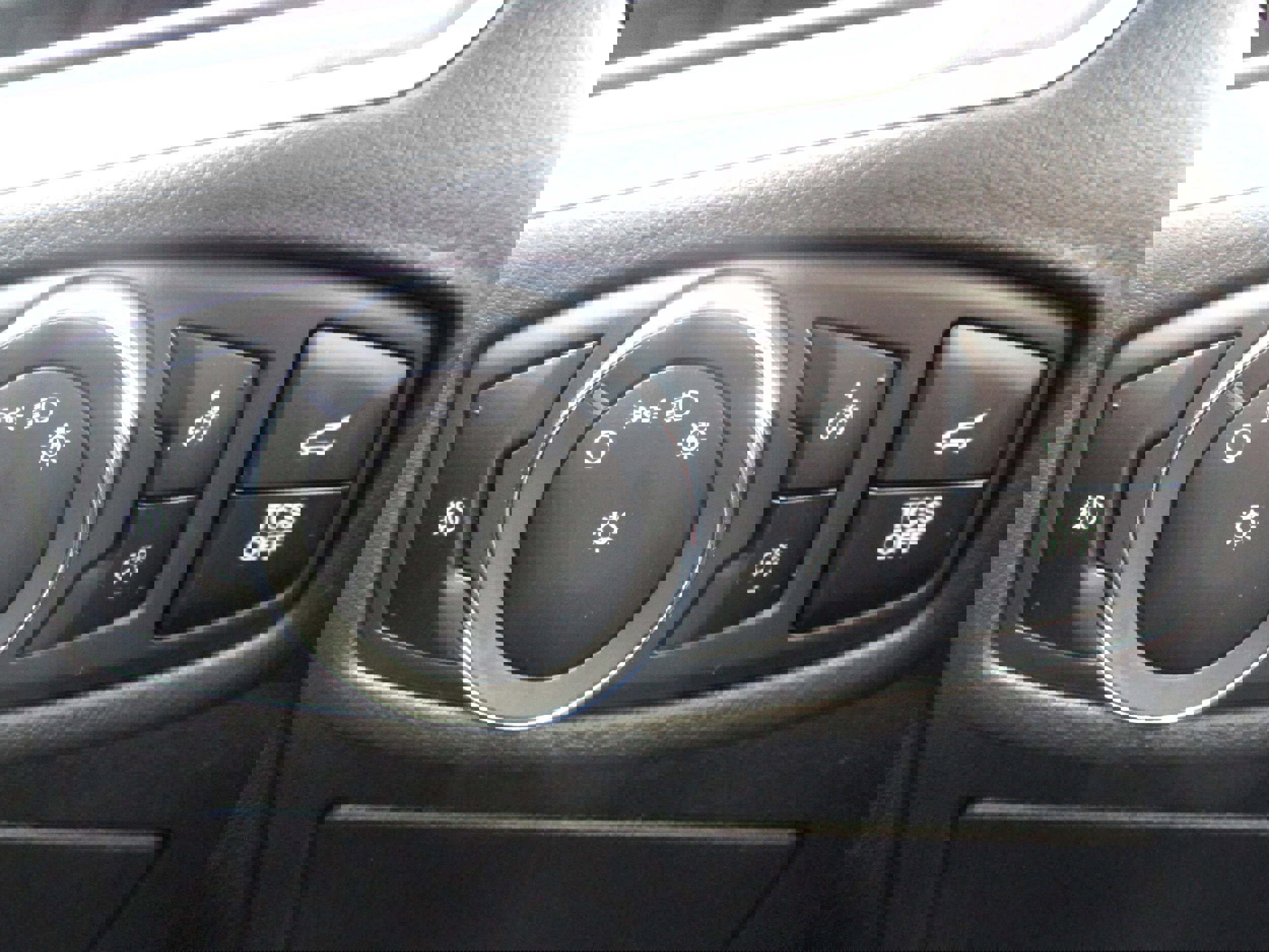 Used 2023 Ford Edge SEL w/ Convenience Package image 32