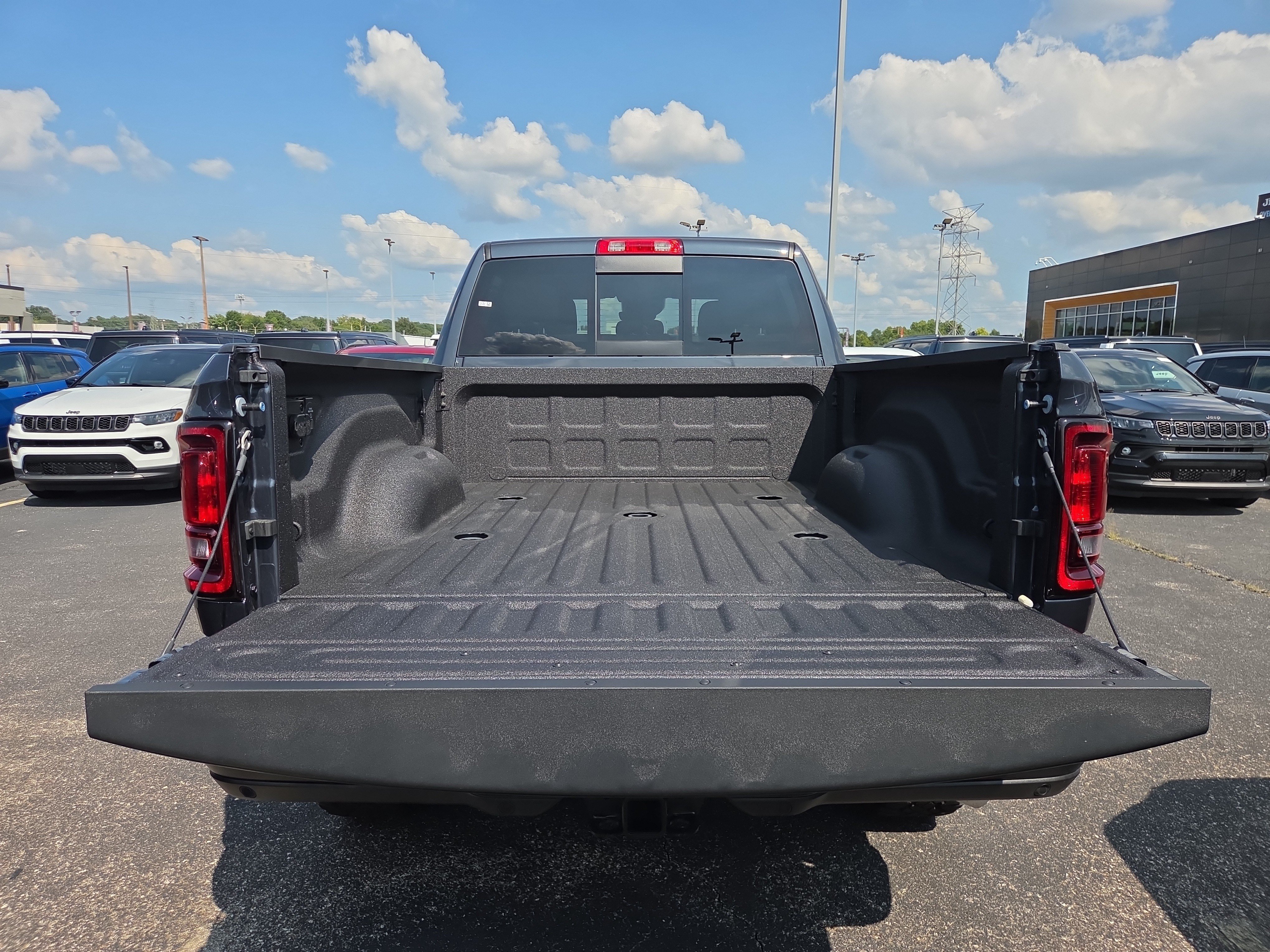New 2026 RAM 2500 Warlock AWD/4WD image 8