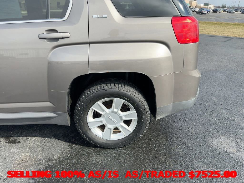 Used 2010 GMC Terrain SLE image 28