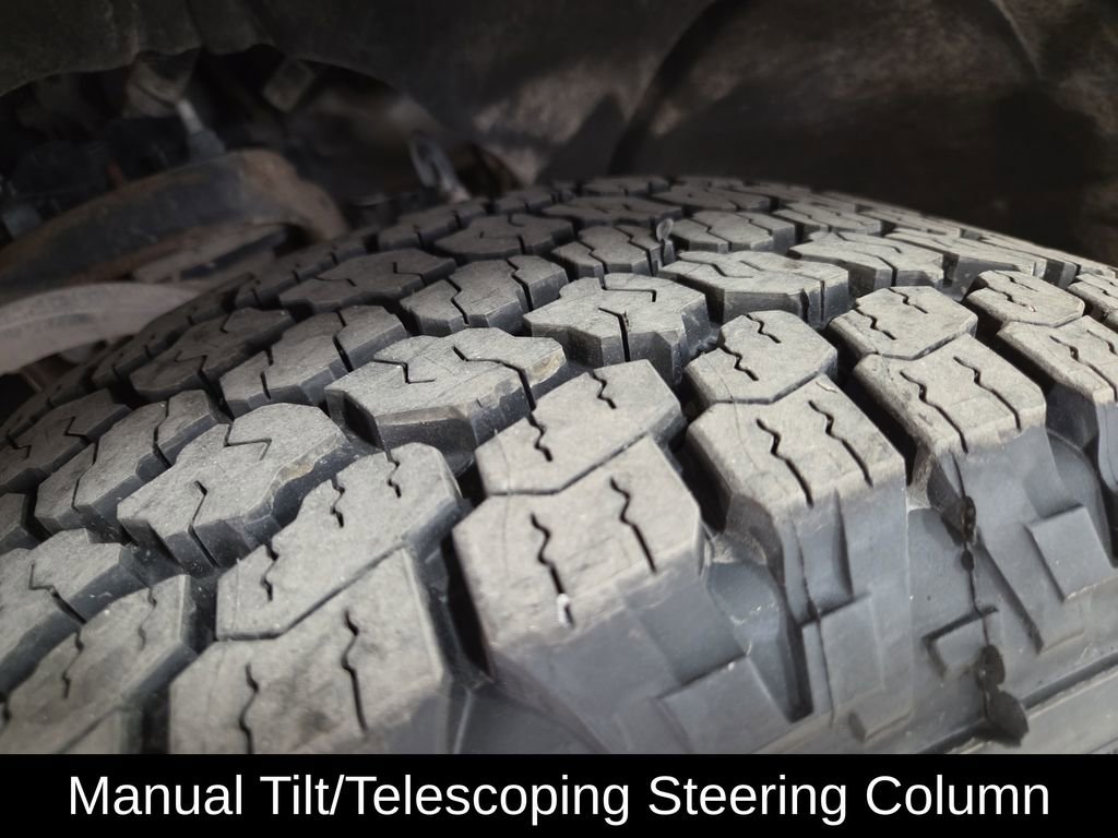 Used 2025 Chevrolet Silverado 1500 LT image 26