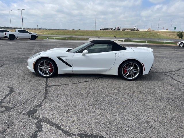 Used 2015 Chevrolet Corvette Stingray Z51 w/ 3LT Preferred Equipment Group image 8