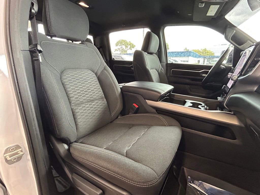 Used 2025 RAM 1500 Big Horn RWD image 30