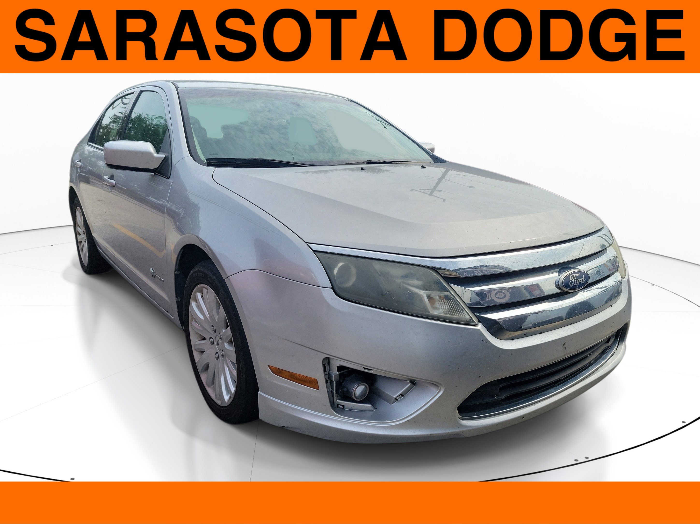 Used 2010 Ford Fusion Hybrid FWD image 1
