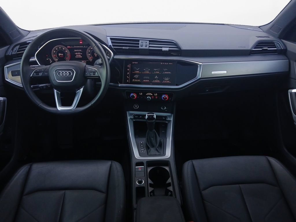 Used 2024 Audi Q3 2.0T Premium Plus w/ Premium Plus Package AWD/4WD image 20