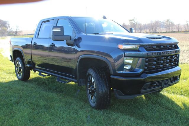 Used 2020 Chevrolet Silverado 2500 Custom w/ Custom Value Package image 11