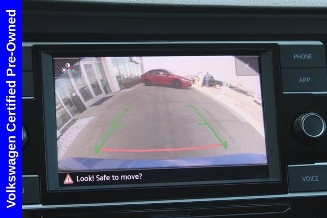 Used 2024 Volkswagen Jetta SE image 36