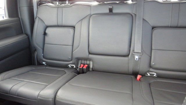 Used 2022 Chevrolet Silverado 3500 High Country image 8