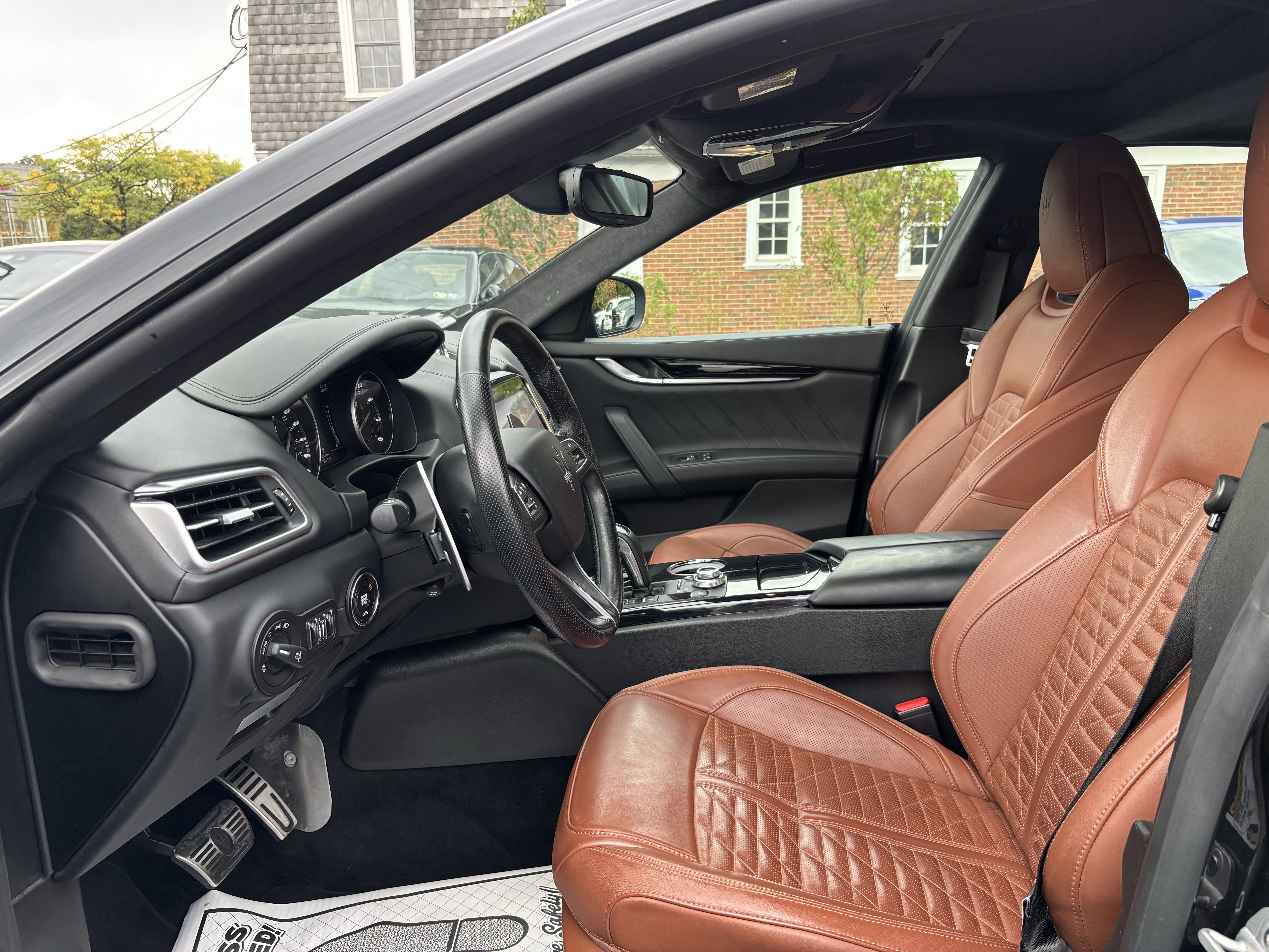 Used 2022 Maserati Ghibli Modena Q4 image 10