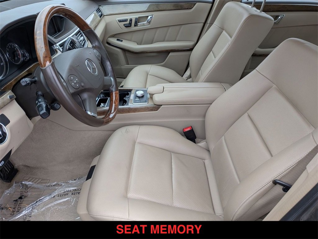 Used 2011 Mercedes-Benz E 350 4MATIC Sedan image 2