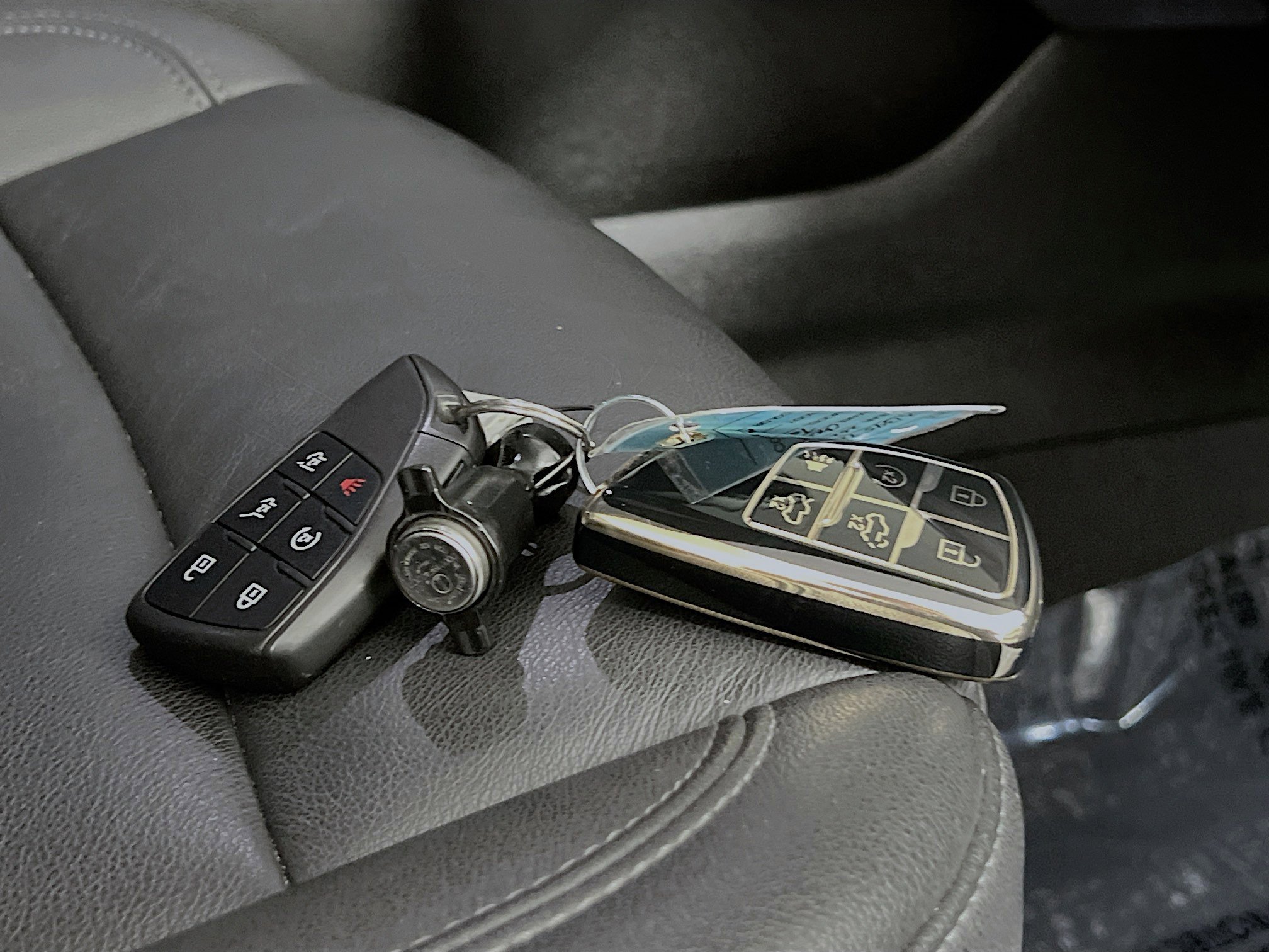 Used 2023 Chevrolet Tahoe Z71 w/ Luxury Package image 36