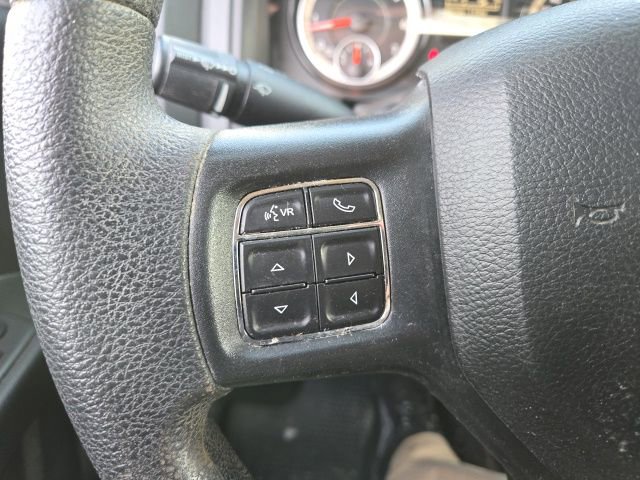 Used 2018 RAM 1500 Express w/ Express Value Package AWD/4WD image 4