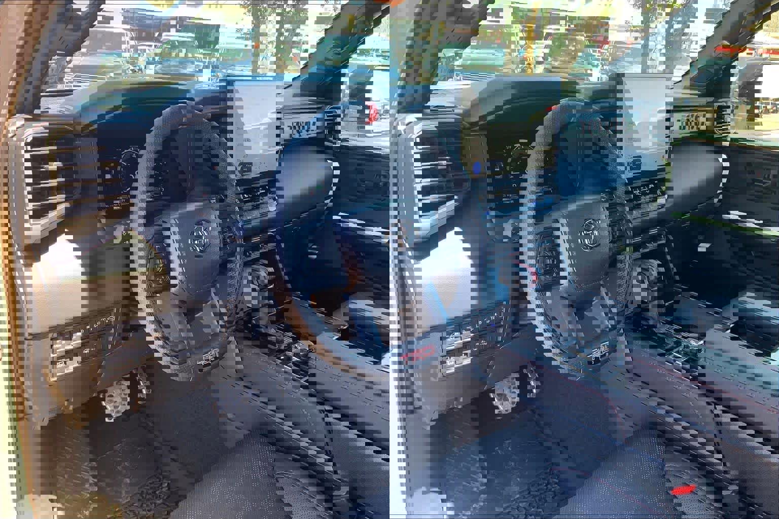 Used 2025 Toyota Sequoia TRD Pro AWD/4WD image 18